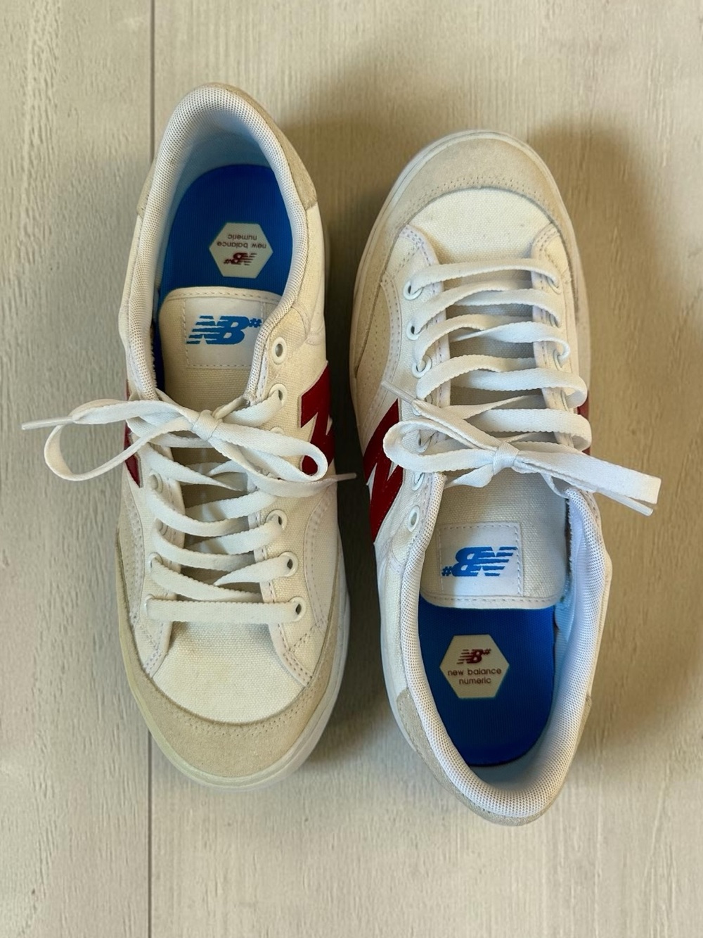 New Balance Men’s Lace-Up Sneakers in White and Red Size 9.5